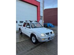 Galeriden Mitsubishi L 200 4x2 Magnum 2007 Model Rize