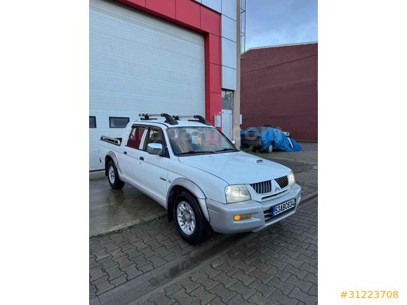 Galeriden Mitsubishi L 200 4x2 Magnum 2007 Model Rize