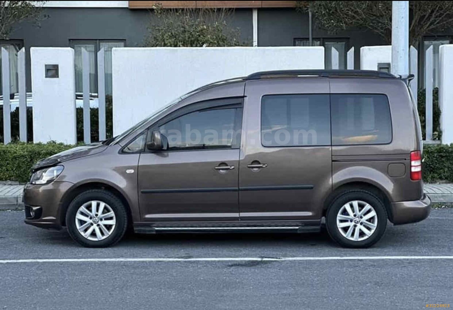 Sahibinden Volkswagen Caddy 1.6 TDI Comfortline 2012 Model İstanbul 329.000 km Kahverengi 4