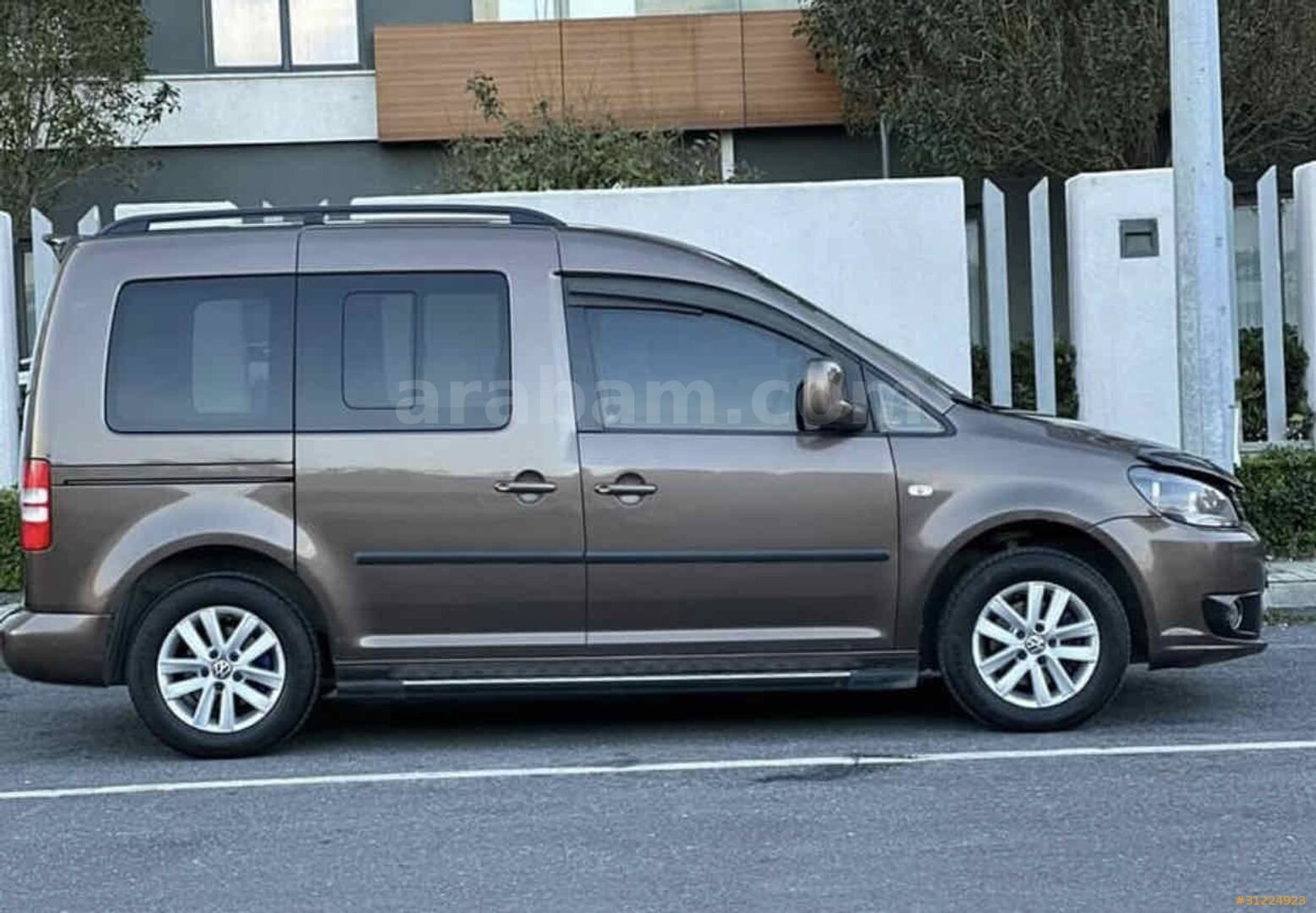 Sahibinden Volkswagen Caddy 1.6 TDI Comfortline 2012 Model İstanbul 329.000 km Kahverengi 3