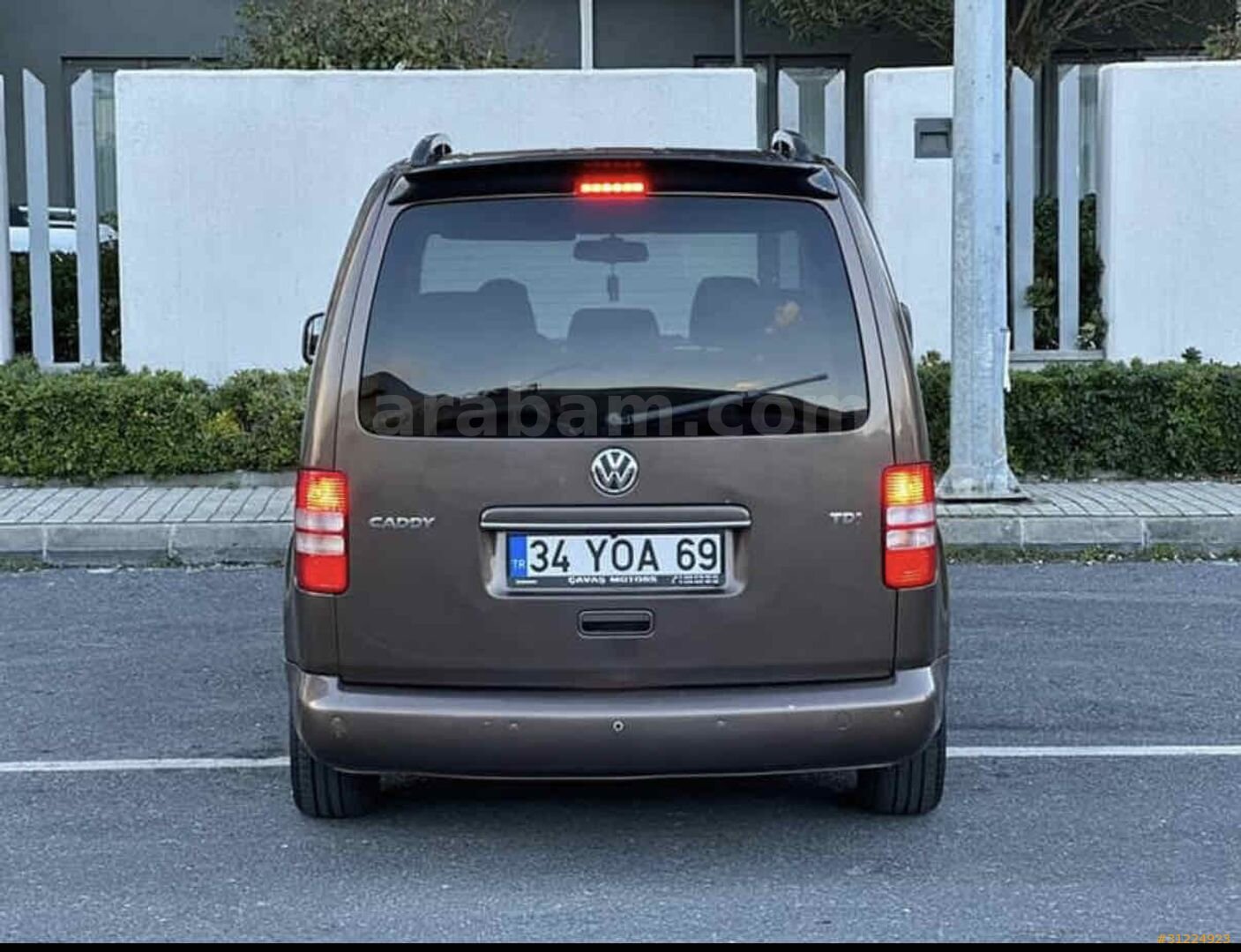 Sahibinden Volkswagen Caddy 1.6 TDI Comfortline 2012 Model İstanbul 329.000 km Kahverengi 2