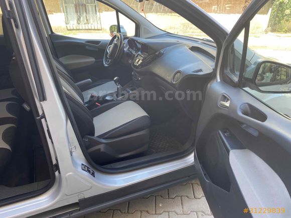 Sahibinden Ford Tourneo Courier 1.5 TDCi Titanium Plus 2020 Model 
