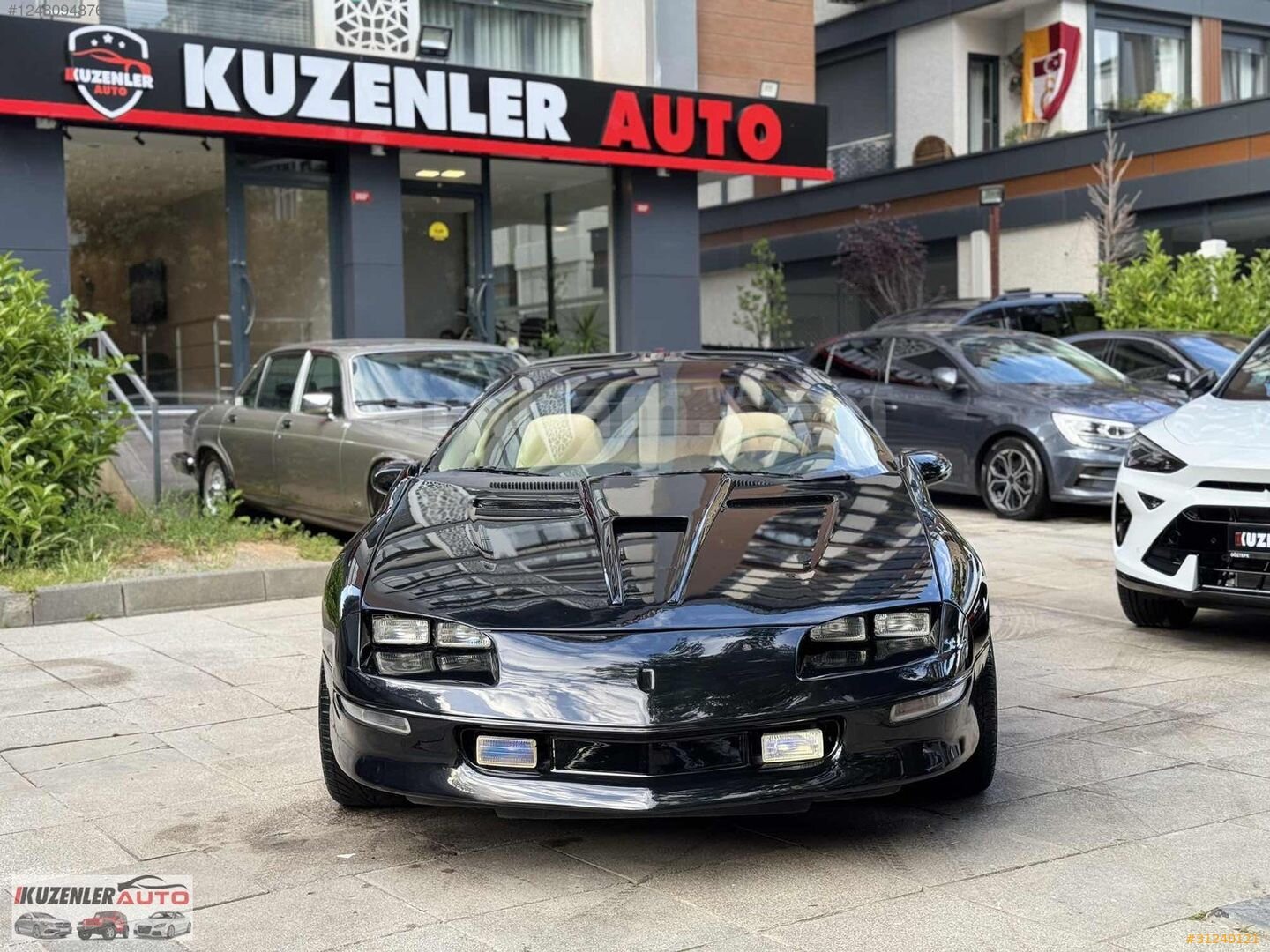 KUZENLER AUTO'DAN 1995 CAMARO Z28 5.7 OTOMATİK 2