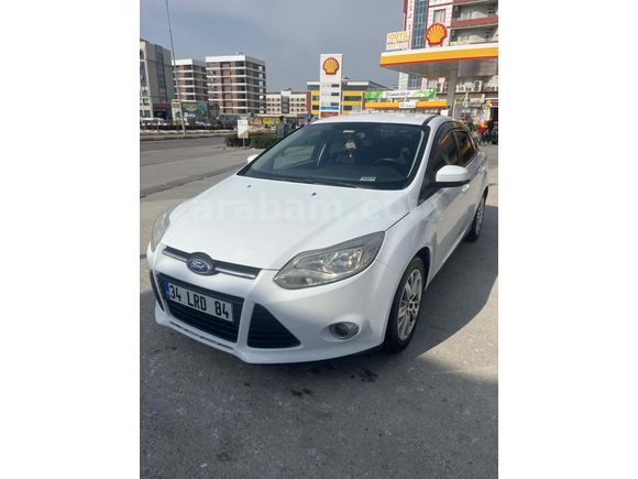 TEMİZ AİLE ARACI FORD FOCUS 2014 SİTENİN EN UCUZU