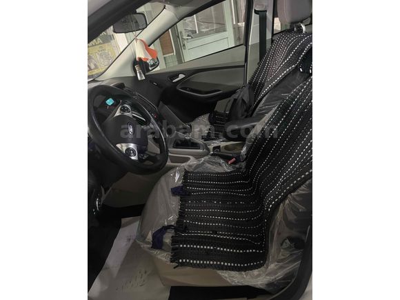TEMİZ AİLE ARACI FORD FOCUS 2014 SİTENİN EN UCUZU