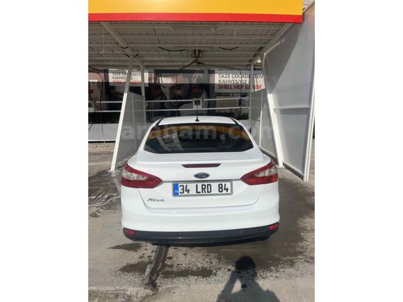 TEMİZ AİLE ARACI FORD FOCUS 2014 SİTENİN EN UCUZU
