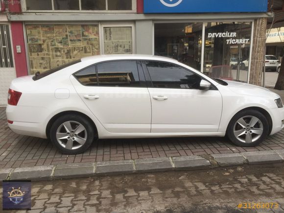 2016 1.6 dizel otomatik OCTAVİA