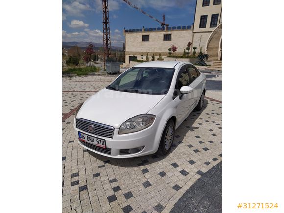 SAHİBİNDEN TEMİZ BAKIMLI EXTRA HIZ SABİTLEYİCİLİ  FİAT LİNEA 1.3 MULTİJET 2012 Model