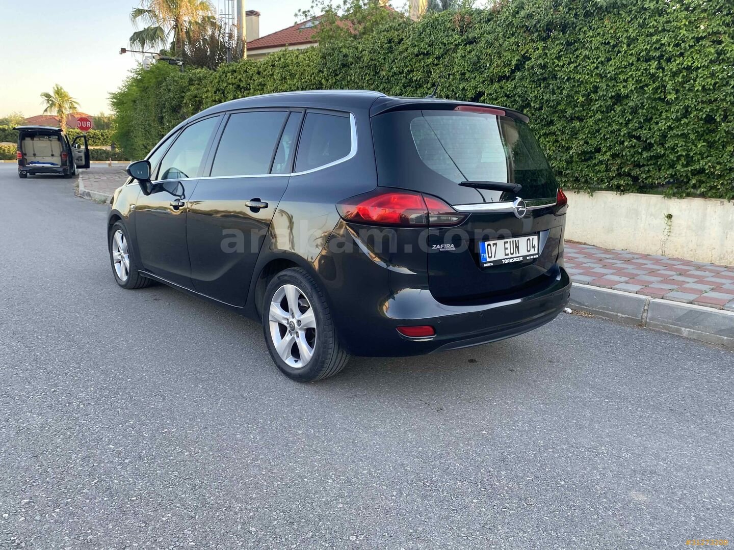 Sahibinden Opel Zafira 1.4 T Prestij 2012 Model Antalya 269.000 km Siyah 5