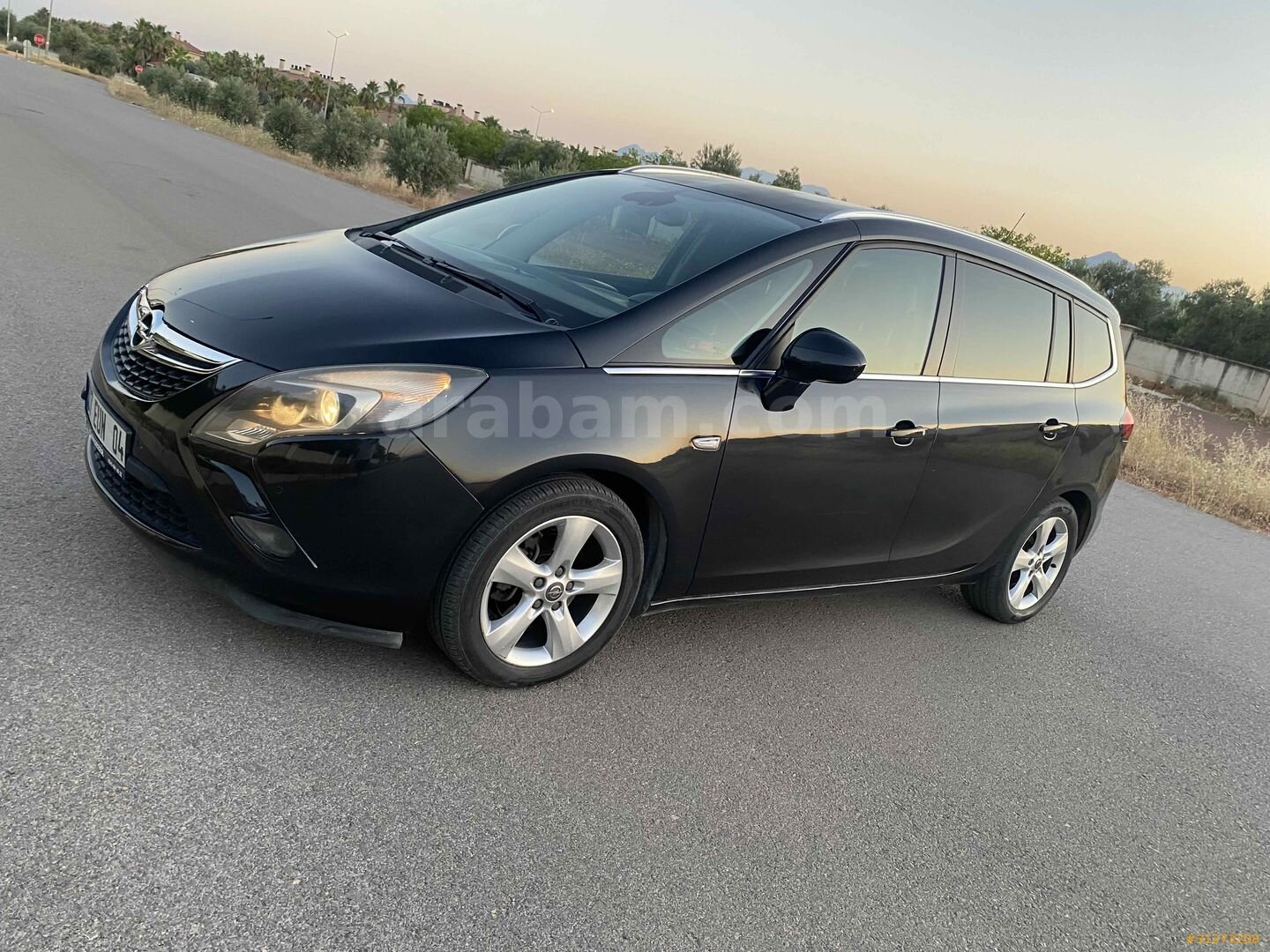 Sahibinden Opel Zafira 1.4 T Prestij 2012 Model Antalya 269.000 km Siyah 1