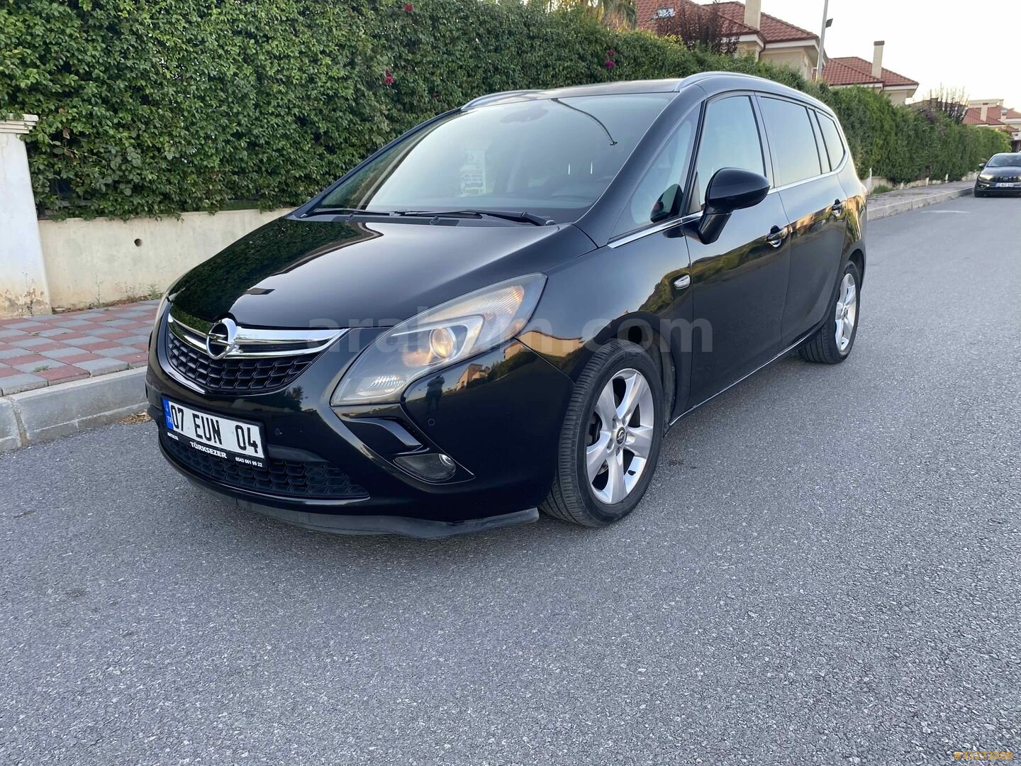 Sahibinden Opel Zafira 1.4 T Prestij 2012 Model Antalya 269.000 km Siyah 6
