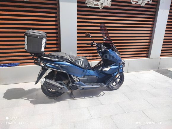 MEMURDAN Honda PCX 125