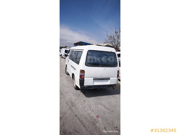 Galeriden Mitsubishi L 300 Camlı Van 1996 Model Mersin