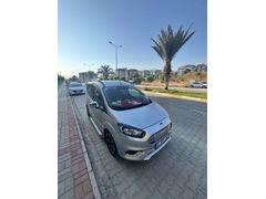 Sahibinden Ford Tourneo Courier 1.5 TDCi Titanium Plus 2022 Model 35binde HATASIZ
