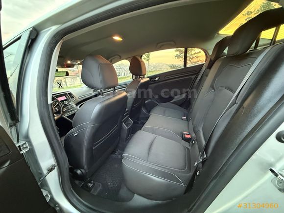 ÖZDAĞLI'DAN 2019 MODEL RENAULT MEGANE 1.5 dCİ TOUCH DİZEL  OTOMATİK