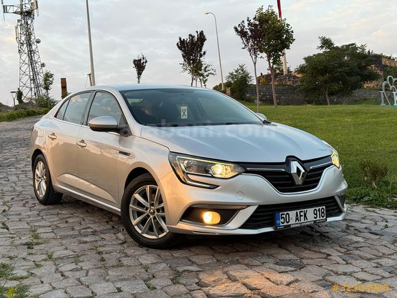 ÖZDAĞLI'DAN 2019 MODEL RENAULT MEGANE 1.5 dCİ TOUCH DİZEL  OTOMATİK