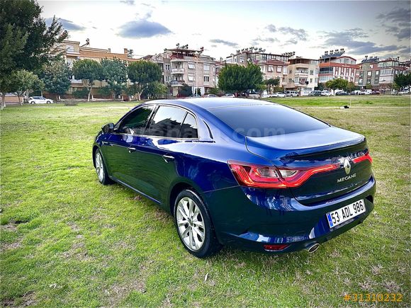 Sahibinden Renault Megane 1.3 TCe Icon 2020 Model 