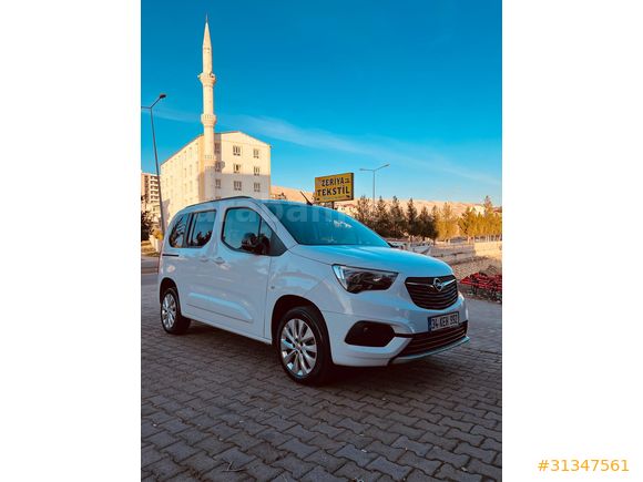 Sahibinden Opel Combo 1.5 CDTI Excellence 2024 Model