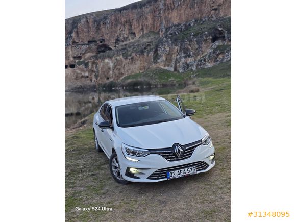 Öğretmenden Renault Megane 1.5 Blue DCI Touch 2021 Model