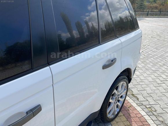 2011 MODEL HATASIZ SERVİS BAKIMLI RANGE ROVER PREMİUM HSE