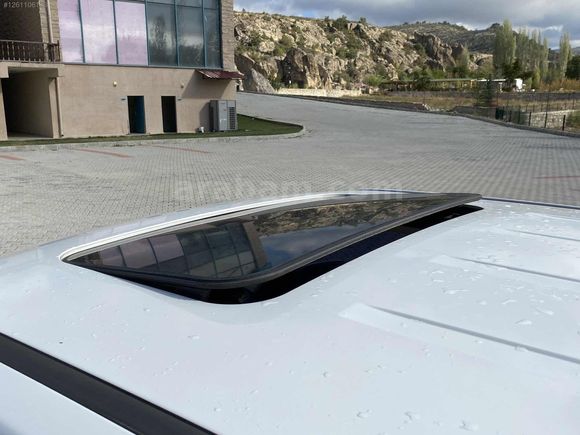 2011 MODEL HATASIZ SERVİS BAKIMLI RANGE ROVER PREMİUM HSE