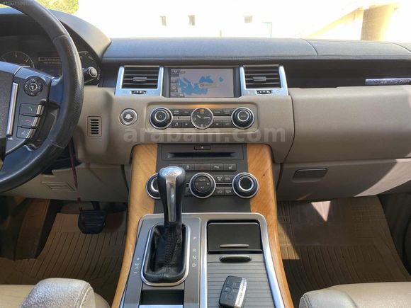 2011 MODEL HATASIZ SERVİS BAKIMLI RANGE ROVER PREMİUM HSE