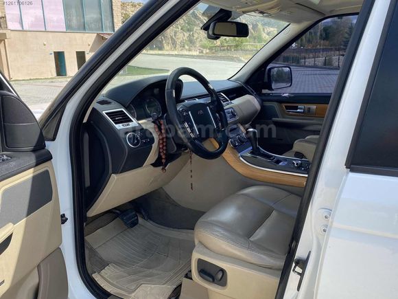 2011 MODEL HATASIZ SERVİS BAKIMLI RANGE ROVER PREMİUM HSE