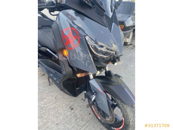 X-Max 250 Tech Max dolular dolusu