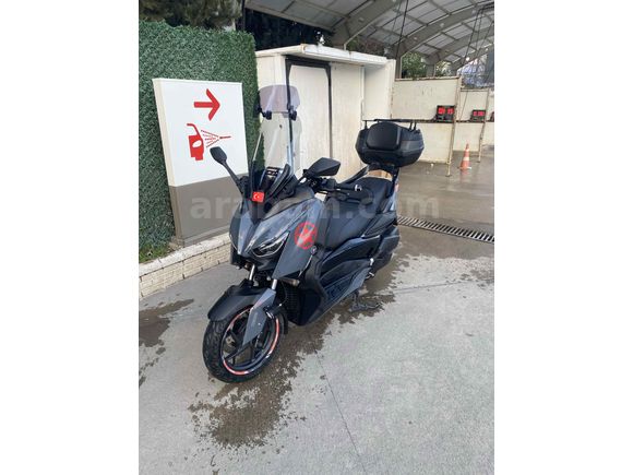 X-Max 250 Tech Max dolular dolusu