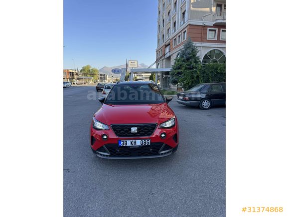 Sahibinden Seat Arona 1.0 EcoTSI FR 2024 Model 