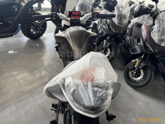 TOPALOĞLU MOTORS'DAN RKS SRK 250 S