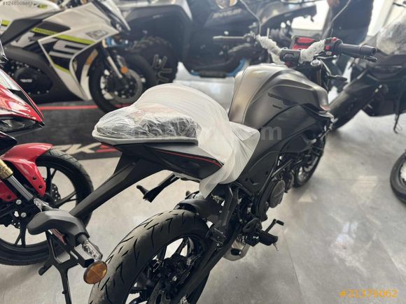 TOPALOĞLU MOTORS'DAN RKS SRK 250 S
