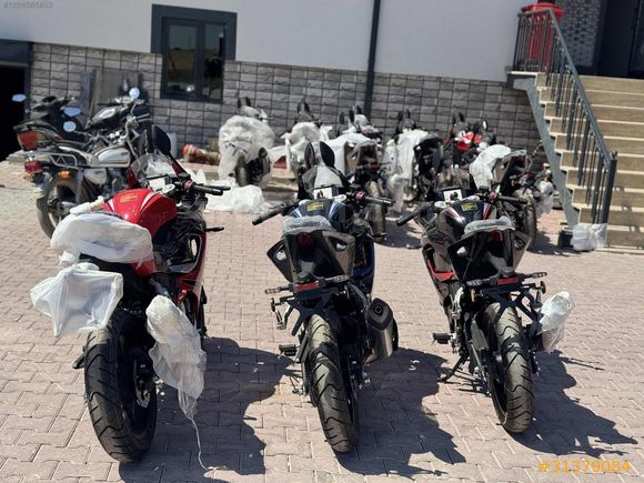 TOPALOĞLU MOTORS'DAN RKS SRK125-R 2025