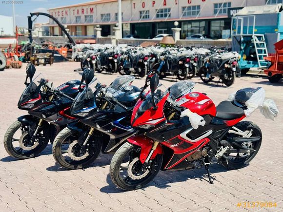 TOPALOĞLU MOTORS'DAN RKS SRK125-R 2025