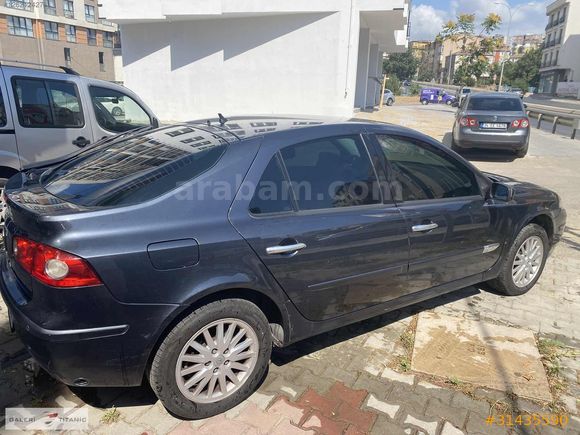 2008 LAGUNA HASAR KAYITSIZ-TEK PARÇA BOYALI-LPG'Lİ-DÜŞÜK KM