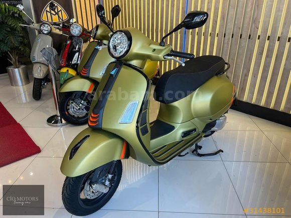 Galeriden Vespa GTS 300 Super Sport 2024 Model İzmir 8.800 km