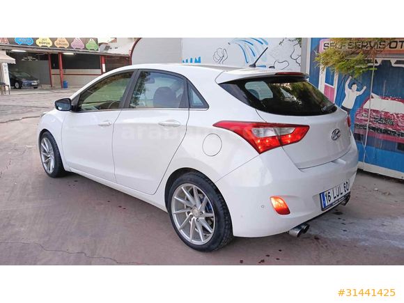 Sahibinden Hyundai i30 1.6 CRDi Style 2012 Model 