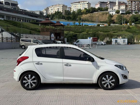 Sahibinden Hyundai i20 1.4 CRDi Jump 2014 Model 