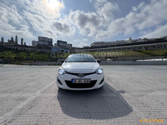 Sahibinden Hyundai i20 1.4 CRDi Jump 2014 Model 
