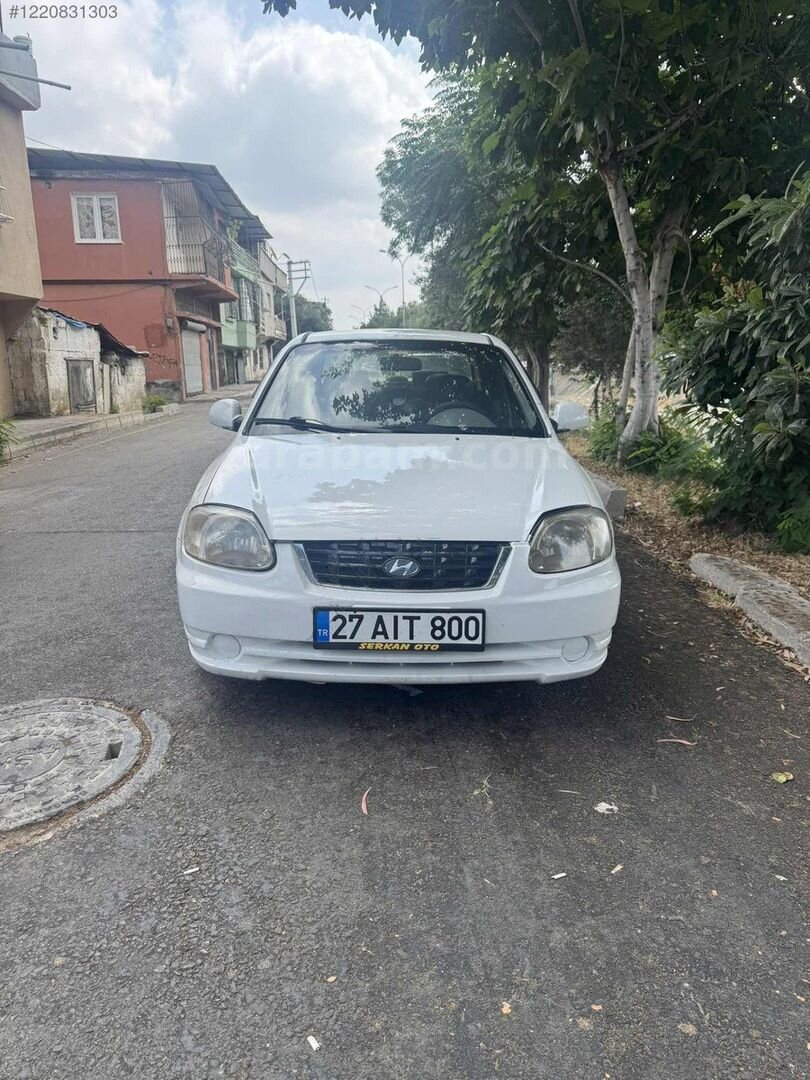 Galeriden Hyundai Accent 1.3 Admire 2005 Model Adana 365.000 km Beyaz 1