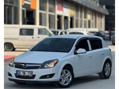 2012 MODEL OPEL ASTRA 1.6 TRNİN EN UYGUNU KUSURSUZ TEMİZLİKTE