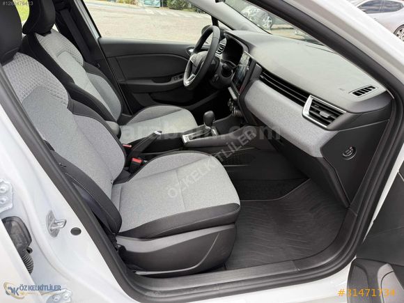 2025 HEMEN TESLİM OTOMATİK VİTES CLİO %20 FATURALI