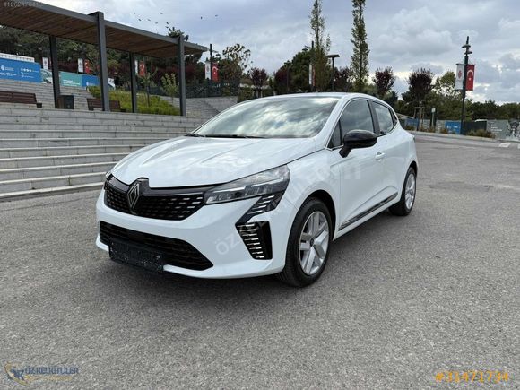 2025 HEMEN TESLİM OTOMATİK VİTES CLİO %20 FATURALI