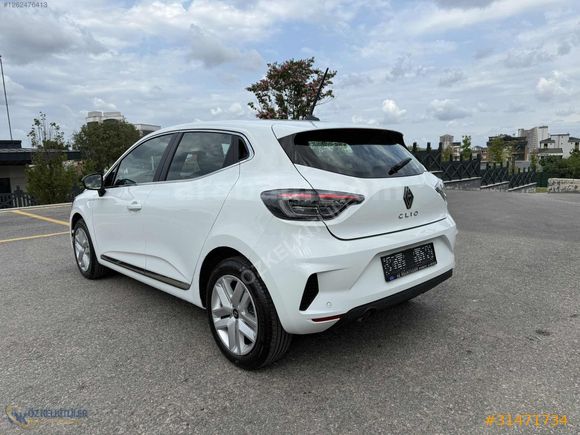 2025 HEMEN TESLİM OTOMATİK VİTES CLİO %20 FATURALI