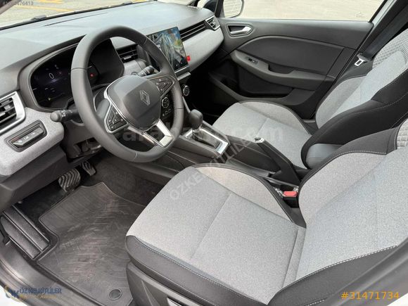 2025 HEMEN TESLİM OTOMATİK VİTES CLİO %20 FATURALI