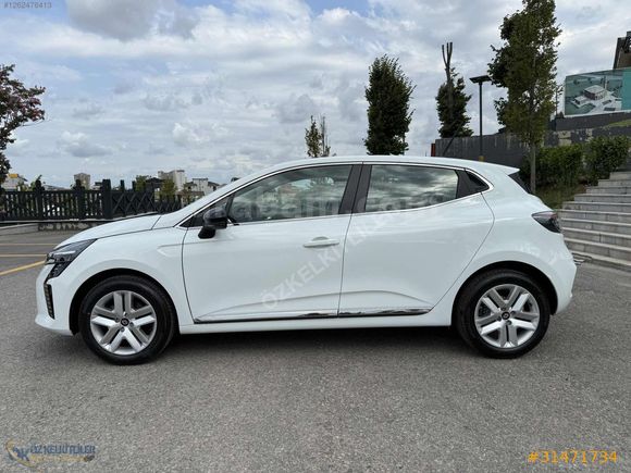 2025 HEMEN TESLİM OTOMATİK VİTES CLİO %20 FATURALI