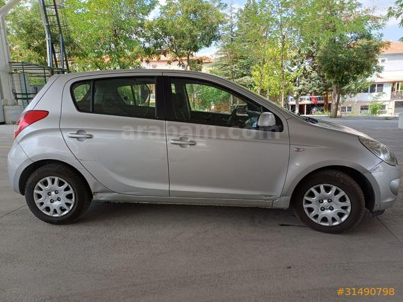 Sahibinden Hyundai i20 Troy 1.4 CVVT Mode 2011 Model