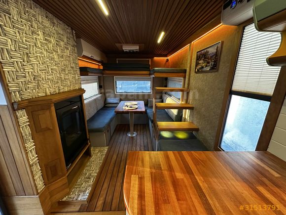 GERÇEK ŞÖMİNELİ BALKONLU 2025 ÖZEL YAPIMI LÜKS KARAVAN