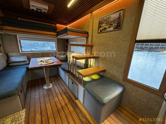 GERÇEK ŞÖMİNELİ BALKONLU 2025 ÖZEL YAPIMI LÜKS KARAVAN