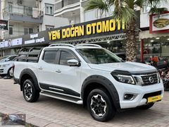 2021 MODEL NISSAN NAVARA 4x4 HATASIZ SADECE 10.000 KM de